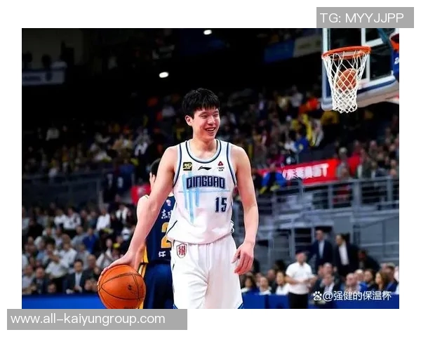 开拓者媒体人杨瀚森倒地为何裁判未暂停比赛关注球员安全