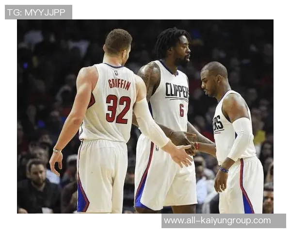 快船在与保罗分手后展现强劲实力近期进攻防守均跻身联盟前十